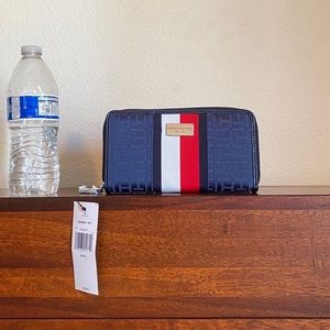 Tommy Hilfiger wallet‼️